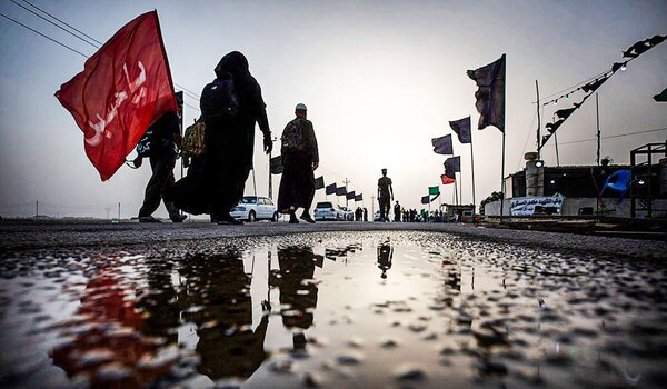 زیارت اربعین کسی که حقالناس به گردن دارد، قبول نیست زیارت اربعین کسی که حقالناس به گردن دارد، قبول نیست